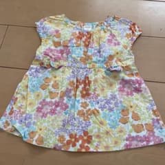 GYMBoree 花柄 半袖トップス 4Tのサムネイル
