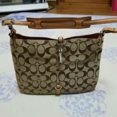 COACHのサムネイル