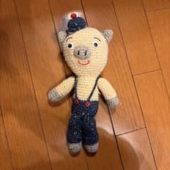 あみぐるみ 豚　ハンドメイド　ぬいぐるみのサムネイル