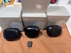 VIVE Ultimate Tracker 3台セット　ドングル付きのサムネイル