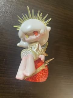 POPMART SKULLPANDA フィギュアのサムネイル