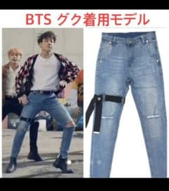 BTS JUNGKOOK 着用モデル ダメージジーンズのサムネイル