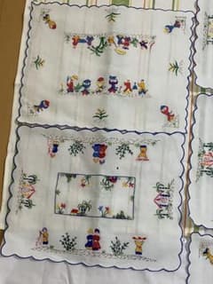 ベトナム刺繍ランチョンマット 11枚セット ベトナム刺繍ランチョンマット 11枚セット - メルカリ