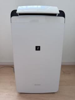 SHARP 衣類乾燥除湿機 CV-L120-W ホワイト 2020年 - メルカリ