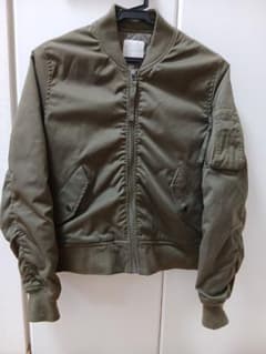 LOWRYS FARM MA-1 カーキ ジャケット Mのサムネイル