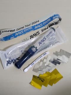 SnowMan Dome Tour 2024 RAYS ペンライト 銀テ　落下物のサムネイル
