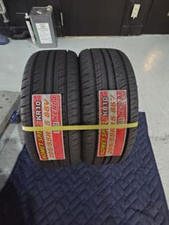 <新品> タイヤ2本売りのサムネイル