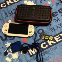 PSVITA 動作確認済み ソフト、メモリ付きのサムネイル