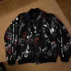 NIKEのサムネイル