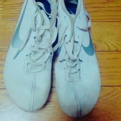 陸上　スパイクのサムネイル