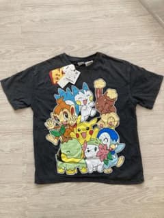 新品《ZARA ザラ》 ポケモンコラボ Tシャツ 130サイズのサムネイル