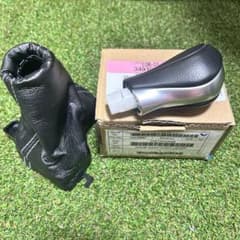 日産v37スカイライン 前期型シフトノブ&ブーツ - メルカリ