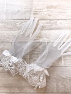 【キーティ様専用】レースのウェディンググローブ  結婚式・パーティに♪のサムネイル