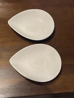 白磁 しずく型 小皿 2枚セットのサムネイル