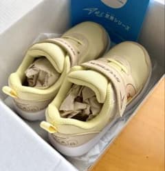 瞬足 すみっコぐらし キッズシューズ 17cmのサムネイル
