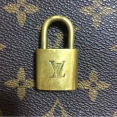 ▼ 正規品 LOUIS VUITTON パドロックのサムネイル