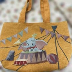 中古ダンボ トートバッグ 刺繍 イエロー - メルカリ