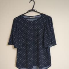 ★美品★anySiS ブラウス　紺　size4のサムネイル