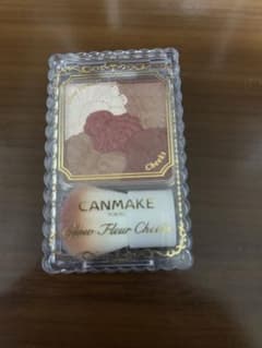 CANMAKE Glow Fleur Cheek e10のサムネイル