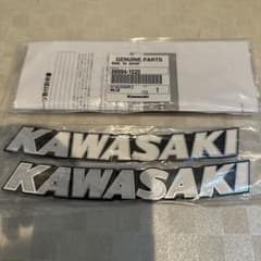 Z900RS タンクエンブレム　Kawasaki 純正のサムネイル