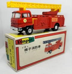 ダイヤペット1/40《いすゞ梯子消防車》ヨネザワ初期箱【未使用超美品】 ダイヤペット1/40《いすゞ梯子消防車》ヨネザワ初期箱【未使用超美品