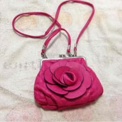 ピンク薔薇ポシェットのサムネイル