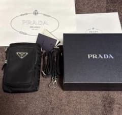 PRADA スマホショルダーバッグ ブラック