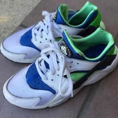 NIKE AIR HUARACHE エアハラチのサムネイル