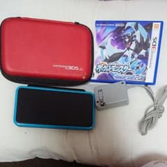 2DS LL (ケース・充電器・ソフト付属)のサムネイル