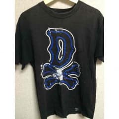DISSIZIT! Tシャツのサムネイル