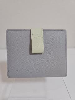 【定価2.7万】完売品！Atelier nuu × 石岡真実 限定色 財布 定価2.7万】完売品！Atelier nuu × 石岡真実 限定色 財布 - メルカリ