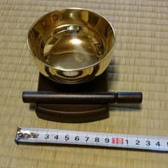 お鈴(おりん)のサムネイル