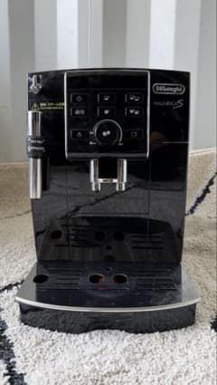 DeLonghi Magnifica S デロンギ コーヒーメーカーのサムネイル