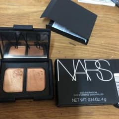 NARS デュオアイシャドー のサムネイル