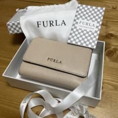 FURLA 三つ折り財布のサムネイル