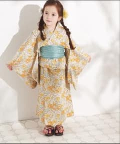 【美品】ペアマノン　フラワー浴衣のサムネイル