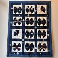 ハンドメイド パッチワークキルト 蝶 藍染風 和モダン タペストリー ハンドメイド パッチワークキルト 蝶 藍染風 和モダン タペストリー