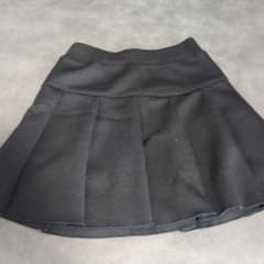 黒のプリーツスカート 130cmのサムネイル