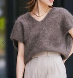 【1回着用】NOBLEノーブル　ファーニットVネックベスト24AW　ブラウン 1回着用】NOBLEノーブル ファーニットVネックベスト24AW ブラウン