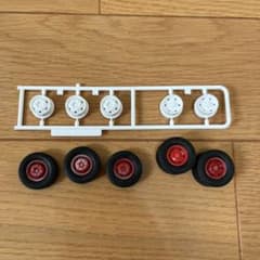 アオシマ　1/32 2トン　ホイールのサムネイル