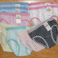 ELSA  FreeFITshorts  レディースショーツ M 新品 ！9枚のサムネイル