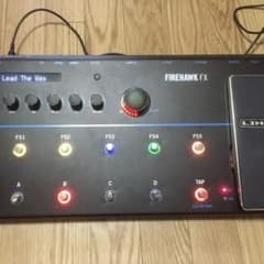 Line 6 FIREHAWK FX マルチアンププロセッサーのサムネイル
