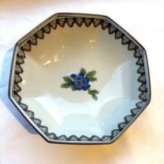 美品】九谷焼き 青い花柄 八角形皿 陶器 5枚セット 食器 - メルカリ