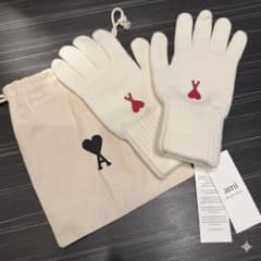 新品未使用☆ami paris グローブ - メルカリ