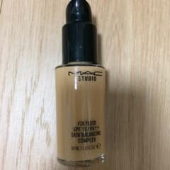 Mac リキッドファンデーションのサムネイル