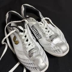 Butterfly 卓球シューズ シルバー ホワイトのサムネイル