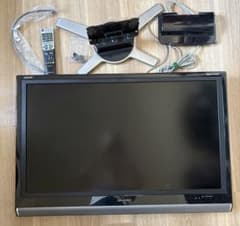 SHARP AQUOS 液晶テレビ 37本体 ホワイトボディ世界の亀山工場 SHARP AQUOS 37インチ液晶テレビ 世界の亀山モデル➕アンテナ分配器