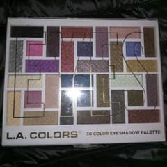 L.A.COLORS✮アイシャドーのサムネイル