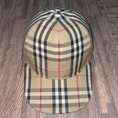 Burberry capのサムネイル