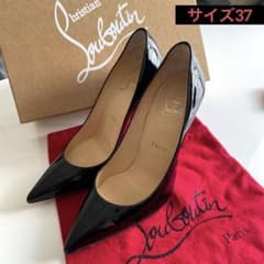【美品】クリスチャンルブタン DECOLLETE 554 ブラック37.5 クリスチャンルブタン 37 ブラック DECOLLETE 554 - メルカリ